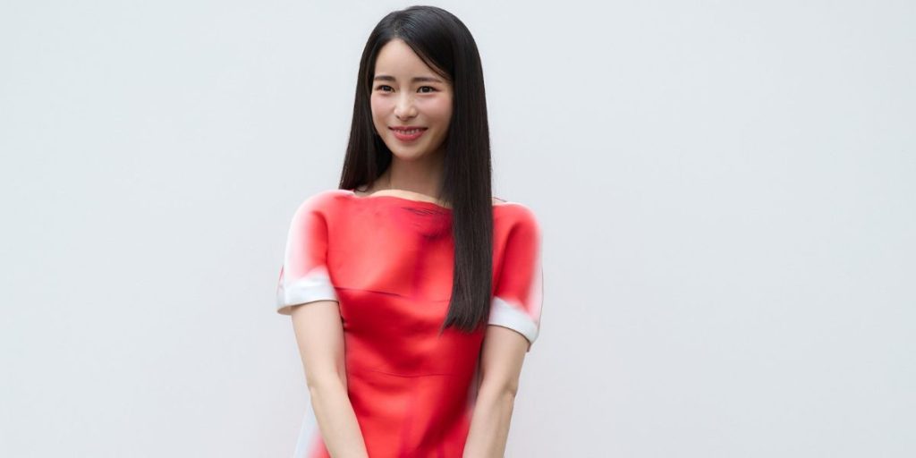 Lim Ji Yeon at LOEWE fall 2023 presentation