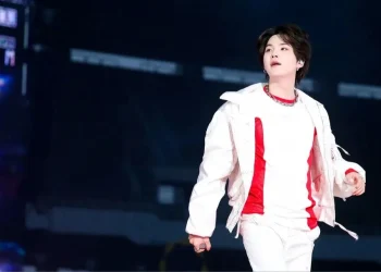 Suga military service