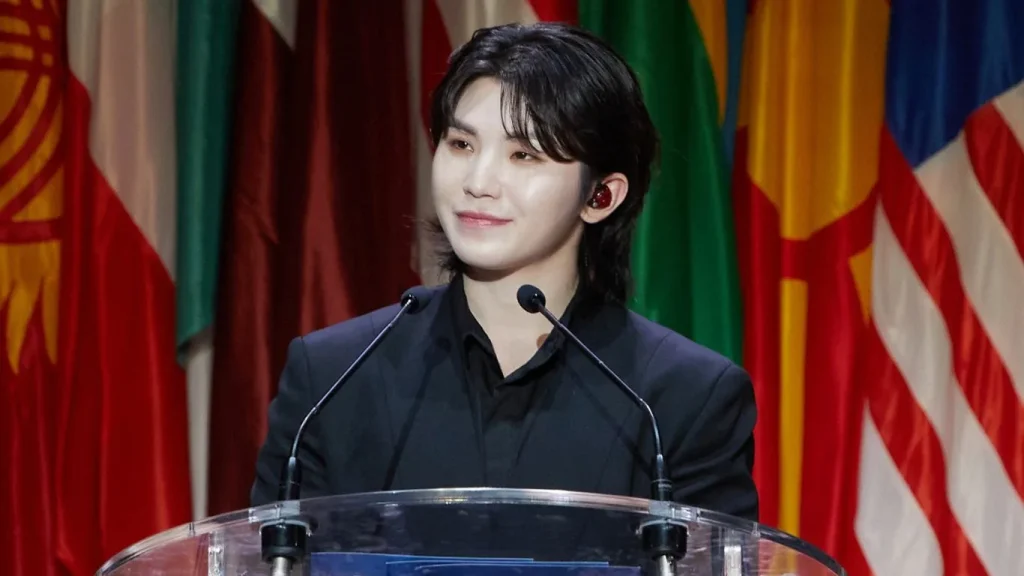 woozi at unesco youth forum