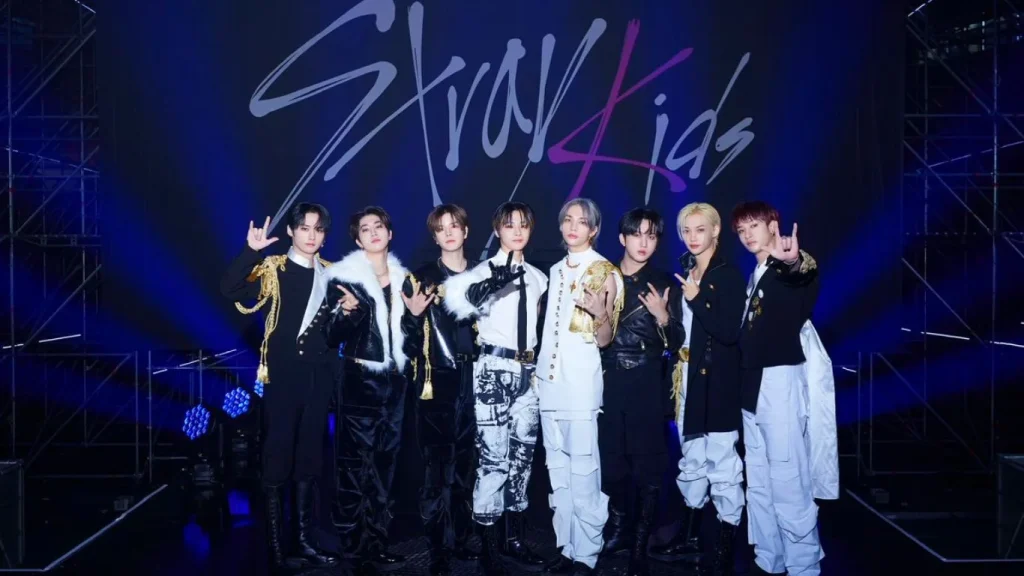 stray kids top the US Billboard 200