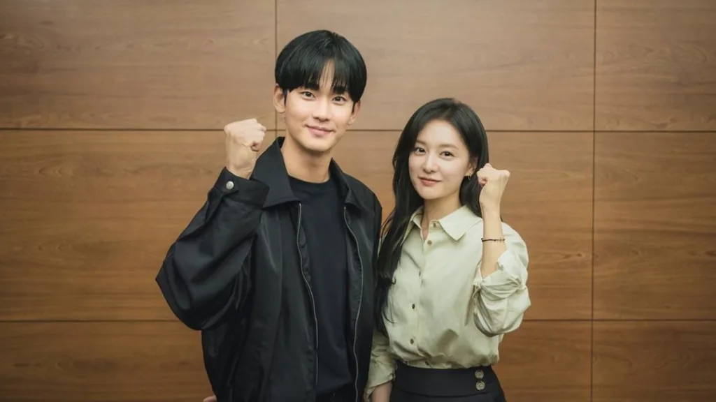 Kim soo hyun and kim ji won at the script reading for Queen of Tears