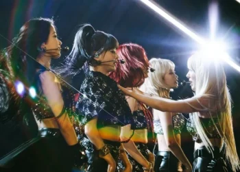 LE SSERAFIM at Coachella