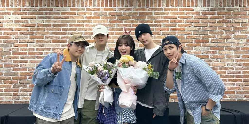 Moon Sua, Jinjin, Cha Eunwoo, Yoon Sanha, and MJ at Billlie's first fan-con