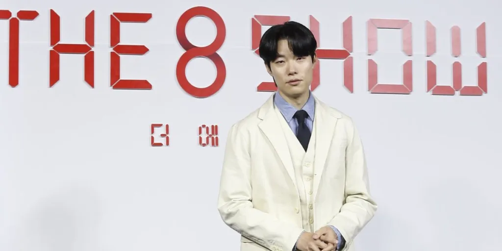 Ryu Jun Yeol at the press conference for the 8 show