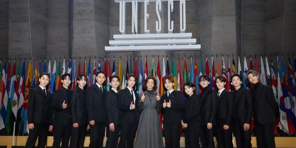 SEVENTEEN UNESCO