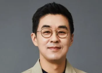 HYBE CEO Park Ji Won