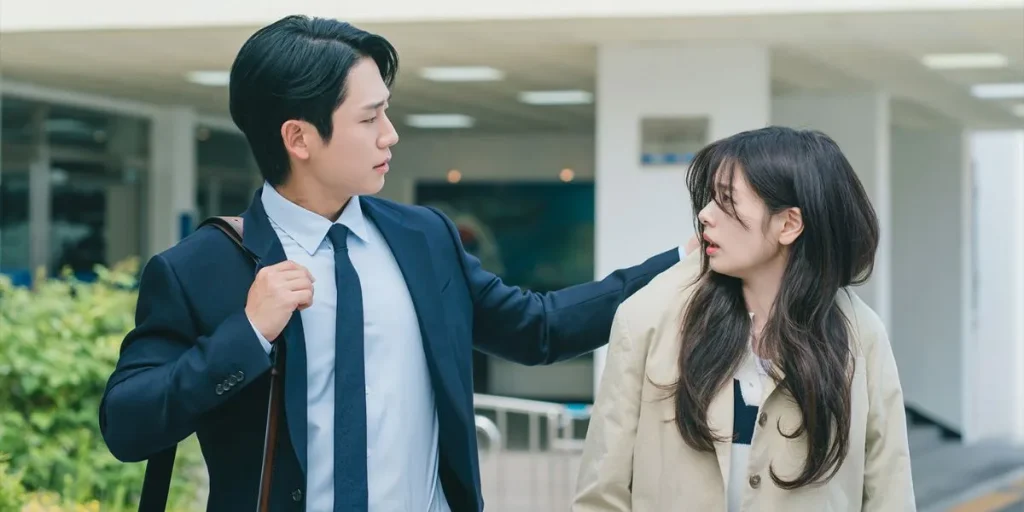 Love Next Door Still Starring Jung Hae In and Jung So Min