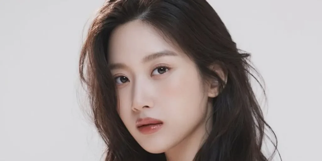 Moon Ga Young