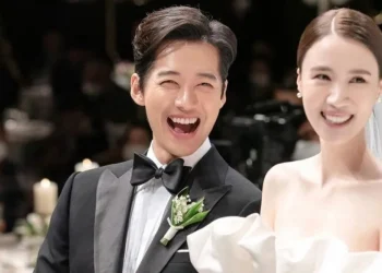 Namgoong Min and Jin Ah Reum
