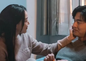 Shin Hye Sun and Lee Jin Wook in 'Dear Hyeri' Still