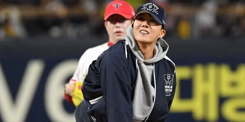 J-Hope throwing first pitch at KIA Tigers vs Samsung Lions Match