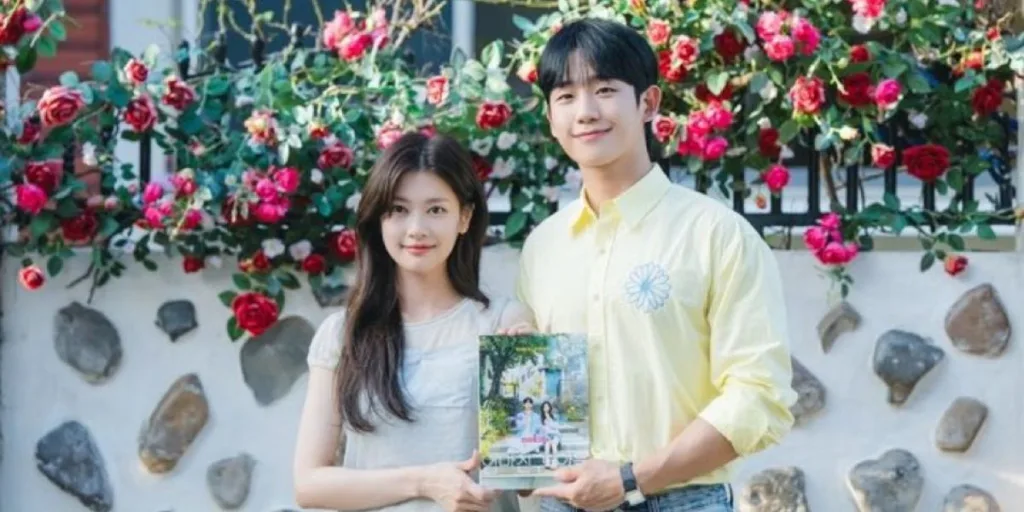 Jung Hae In and Jung So Min