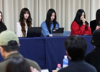 NewJeans at the press conference