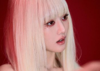 (G)I-DLE Minnie in music video for Blind Eyes Red