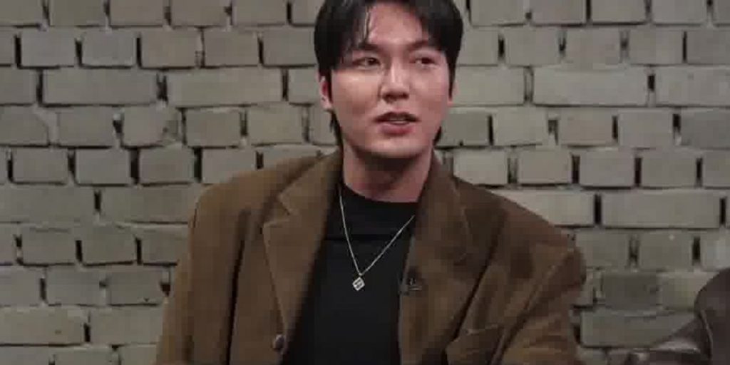 Lee Min Ho in a capture from Zzangbro Interview