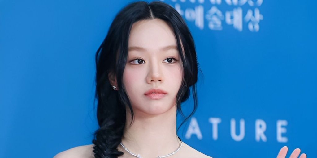 Hyeri at 61st Baeksang Arts Awards Red Carpet