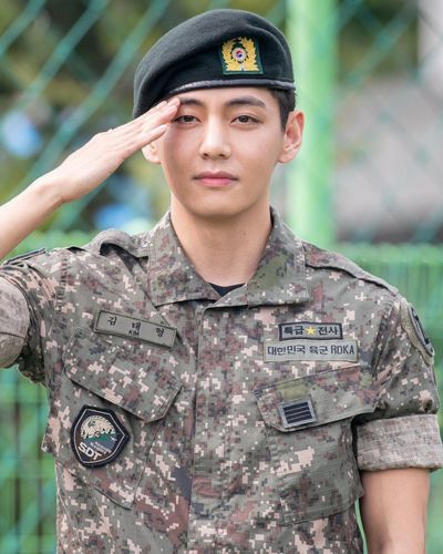 BTS V after being discharged from the military