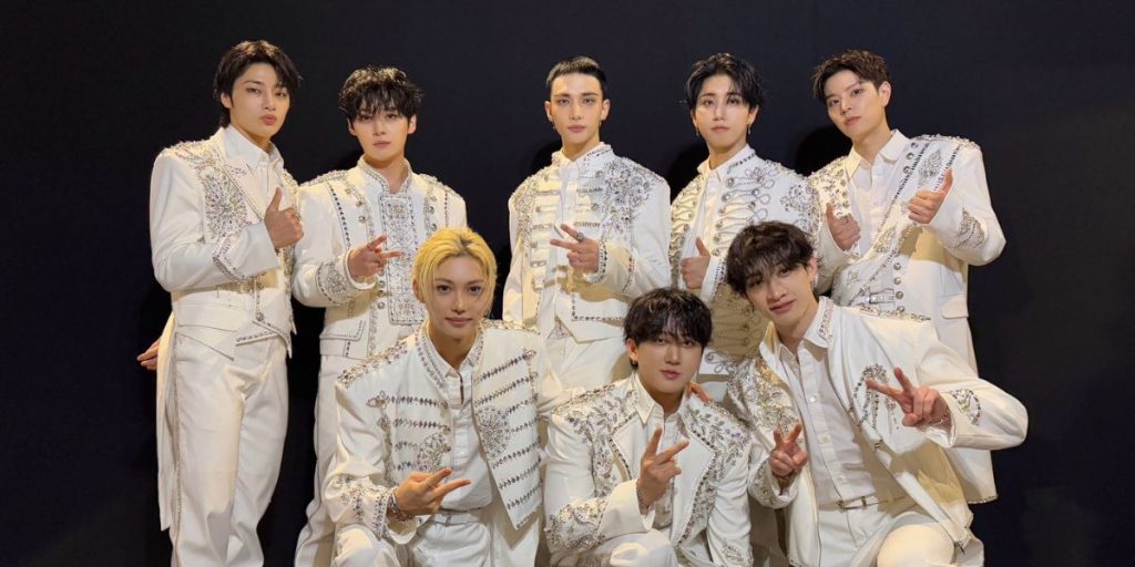 Stray Kids