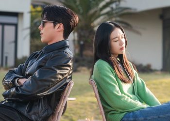 Jang Ki Yong and Ahn Eun Jin in a still from 'Dynamite Kiss'