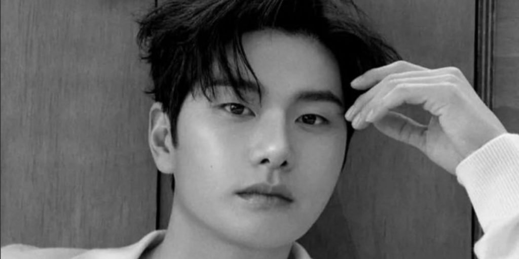Lee Yi Kyung